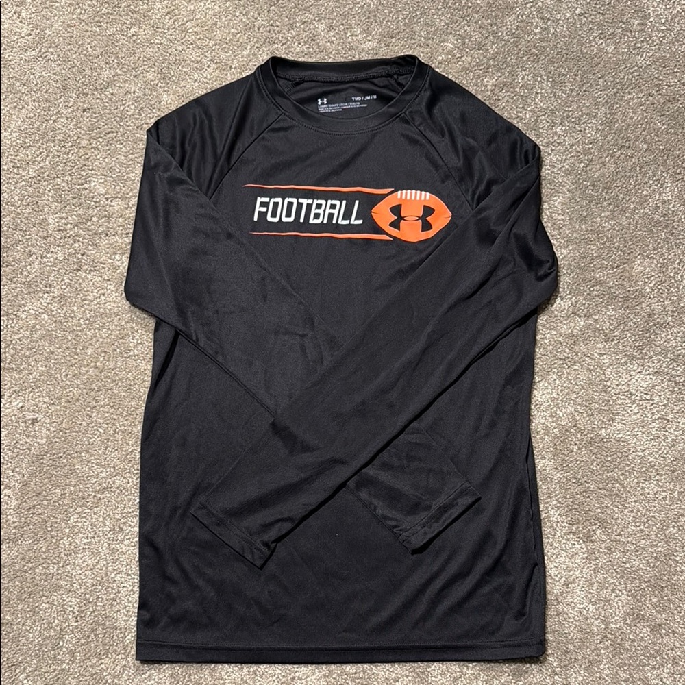 Boys long sleeve t-shirt.